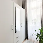 City Center Apartment Dessewffy Apartament