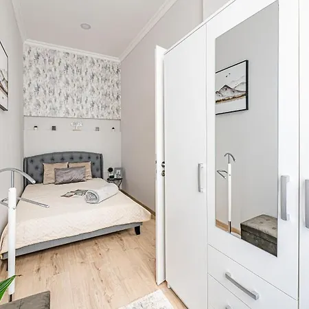 City Center Apartment Dessewffy Appartamento *
