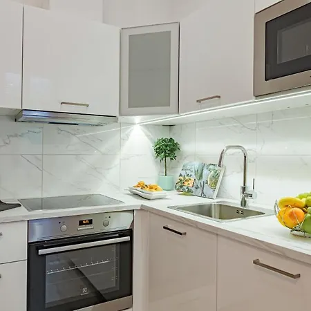 City Center Apartment Dessewffy アパート