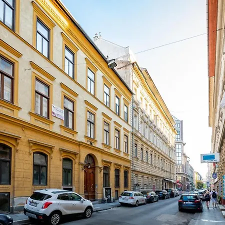 City Center Apartment Dessewffy