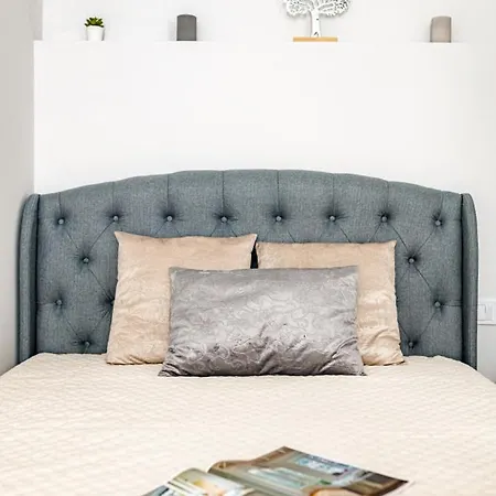 City Center Apartment Dessewffy * Boedapest