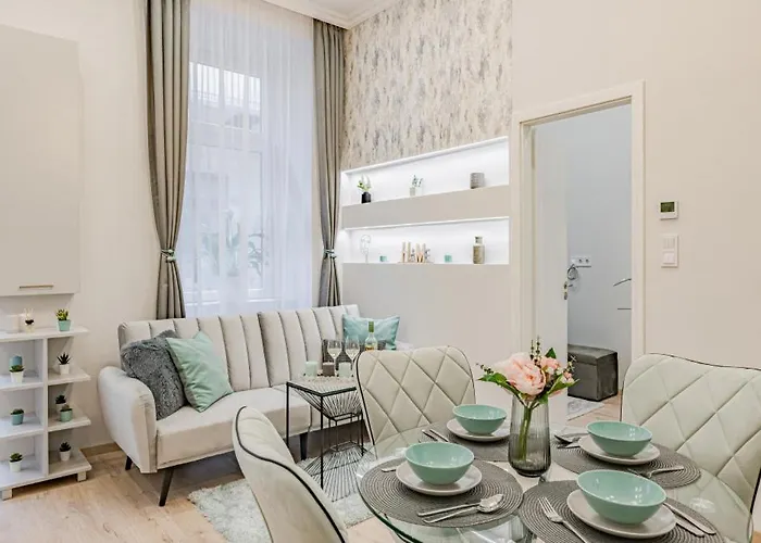 City Center Apartment Dessewffy *